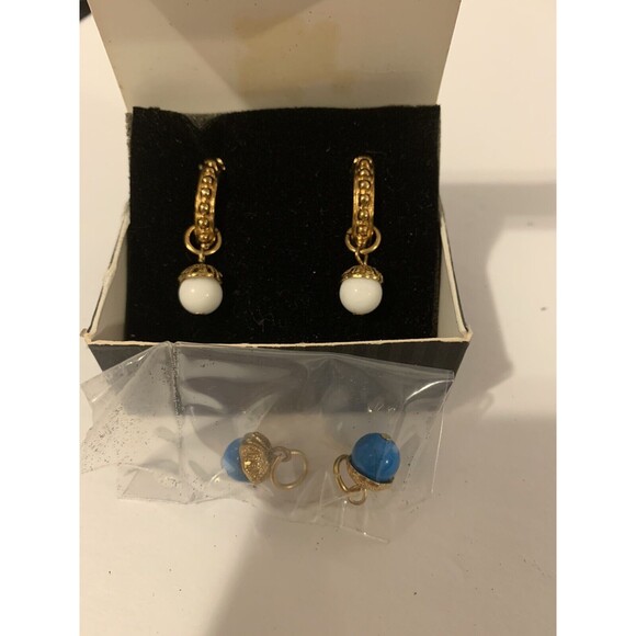 Avon Jewelry - Avon Precious Choices Hoop Earrings Vintage 1994 White Marble Turquoise Howlite